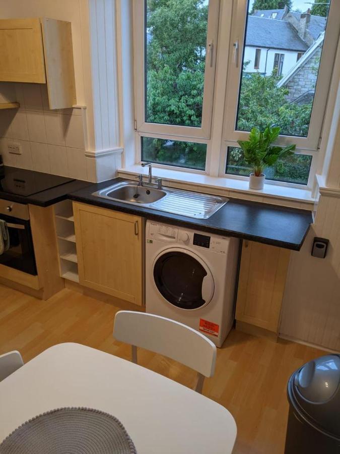 Glenclova - No 5 Bellyeoman, Bright Two Bedroom Apartment Dunfermline Exterior foto